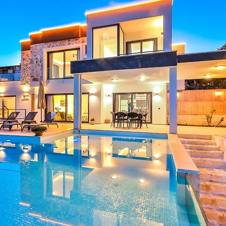 Villa Seral