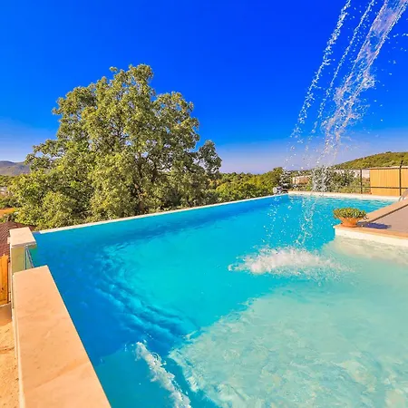 Seral Villa Kas